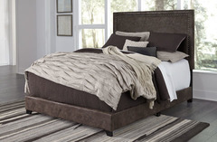 Ashley - QUEEN UPHOLSTERED BED-BRWN